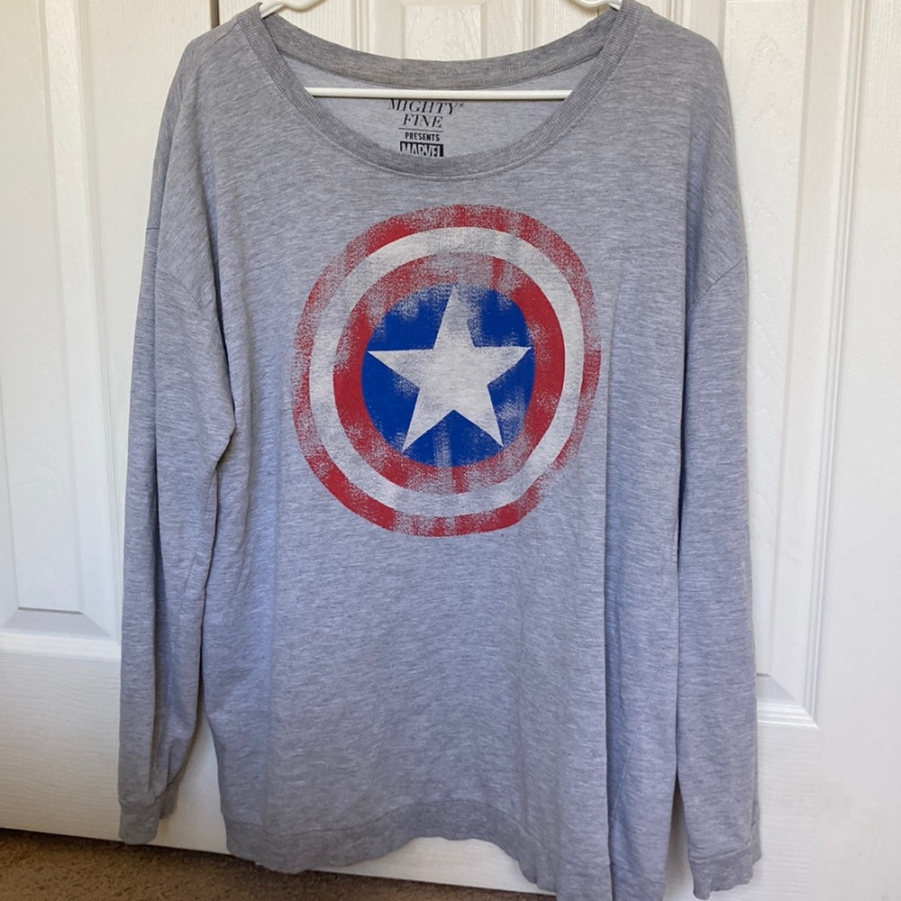Mighty Fine Captain America XL Sweater